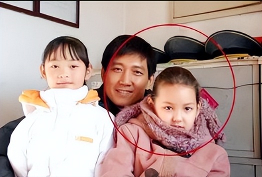 春节档|茵娜:嫁给演员李崇霄,与婆媳矛盾不断,丈夫离世与女儿相依为命