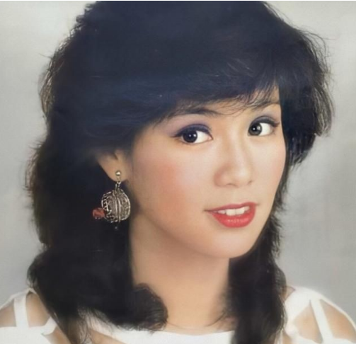 娱乐圈|瞅瞅娱乐圈这清一色的烤瓷牙,上头~