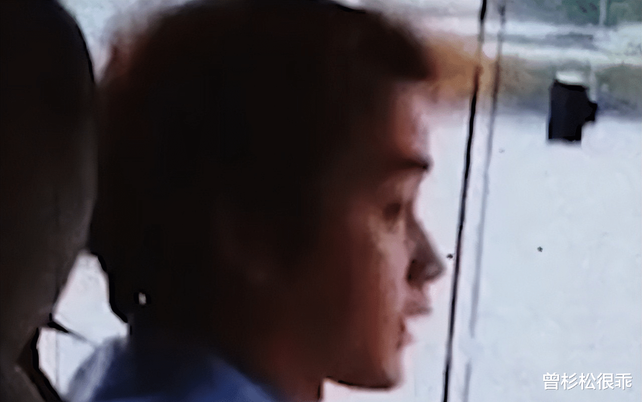 张国荣|湖南一中年男子神似哥哥张国荣，冲镜头笑的那一刻心都化了，网友：太像了