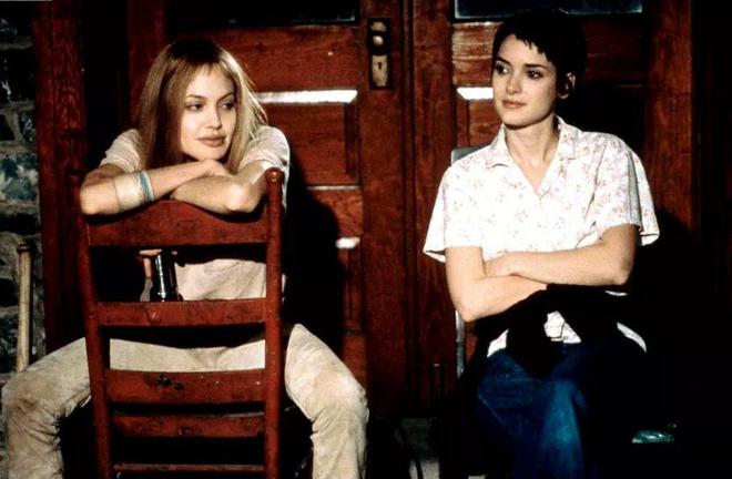 薇诺娜·瑞德|薇诺娜·瑞德:17岁爆红,美貌惊人是德普挚爱,却沦落到当街盗窃