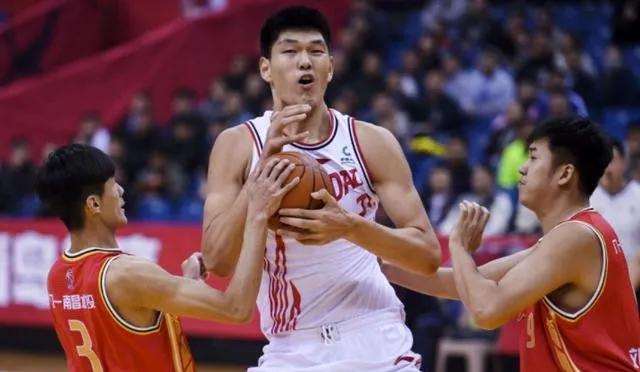 |CBA广东内线三选一，得其中一人将大功告成！朱总该出手了
