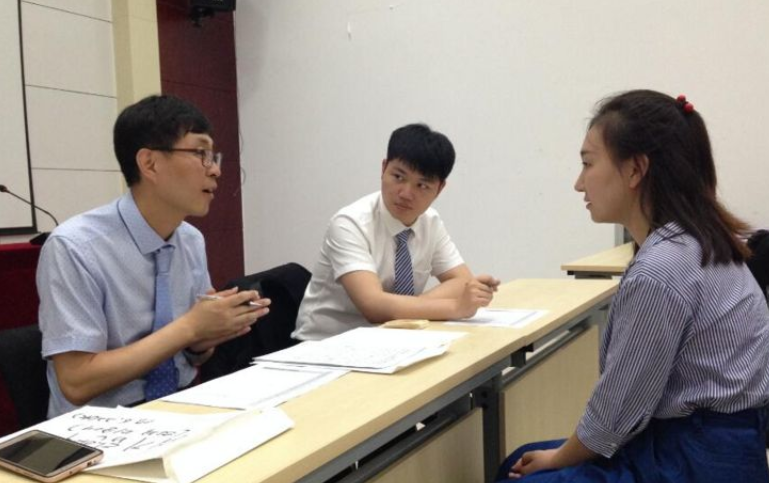 生命科学|考研生穿“西装”去复试，却直接被刷，导师：看到这些穿搭就头疼