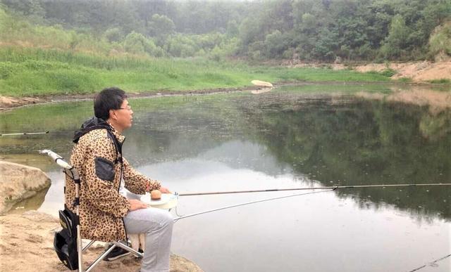 |春季鱼上浮是钓底还是钓浮?春天刮什么风最好钓鱼?