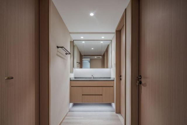 南京90后夫妻的90㎡婚房,打造佛系中式风情,水泥灰做渲染很大气