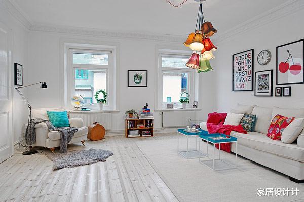 简约北欧风的设计,白色为主搭配多彩的装饰,让人流连忘返