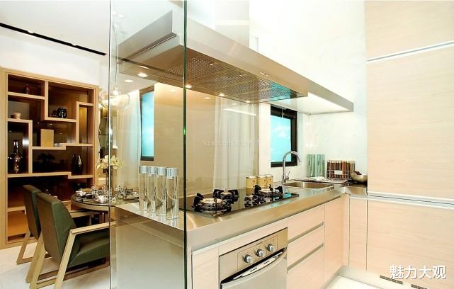 油烟不再是厨房的标签,在厨房也能看尽日落与四季