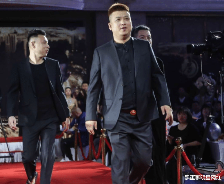 天津市|网红钓鱼上瘾，“斥巨资”买装备：天津李四上百万，老方丈几十万