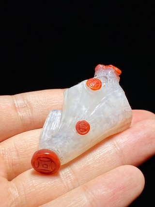 南红玛瑙|清 南红玛瑙 俏雕 莲蓬 青蛙 挂件 把件