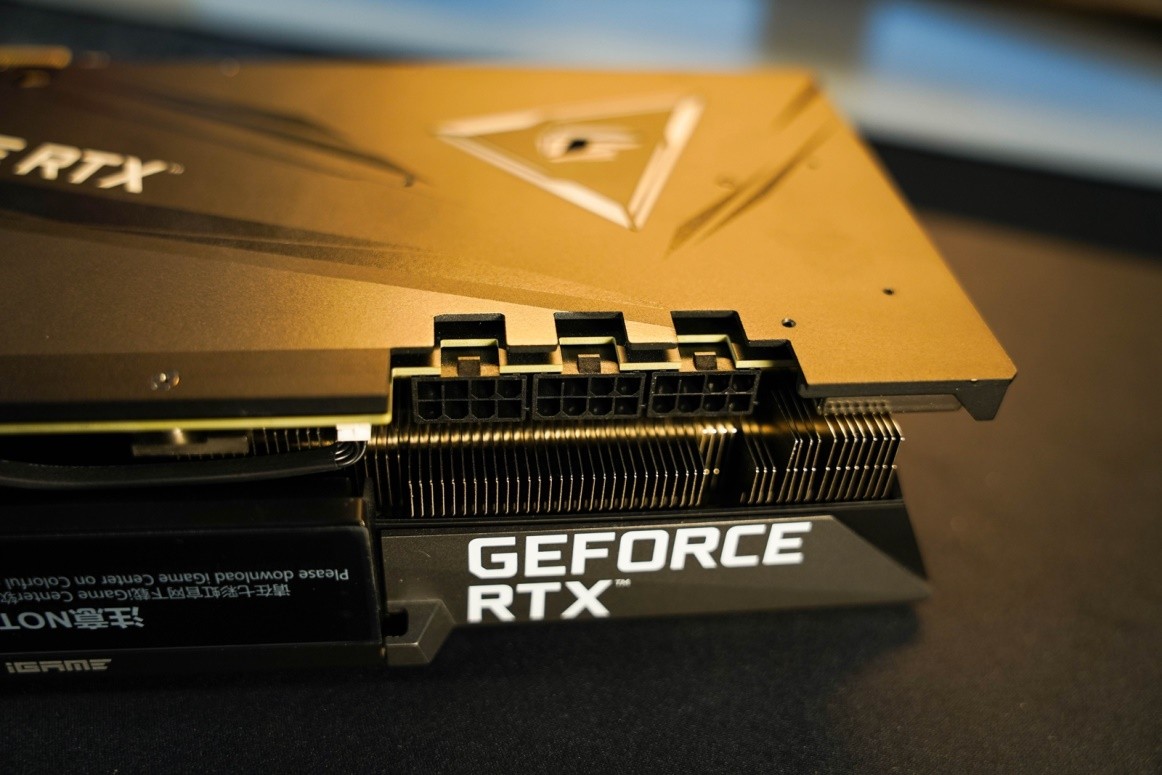 芯片|高端平台性价比新选，先马黑钻1000W入手体验