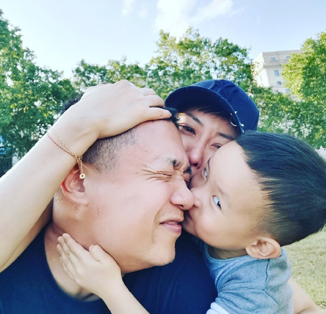 张龄心|和丈夫坚持丁克18年愁坏婆婆，35岁意外得子全家乐开怀