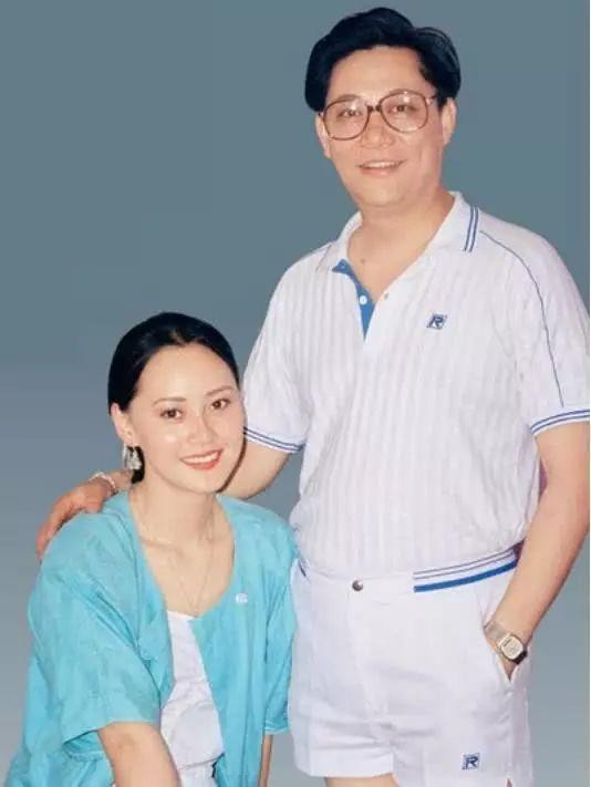 Angelababy|大宋佳女儿张楚楚:见证母亲46岁未婚生子后,34岁不敢婚恋