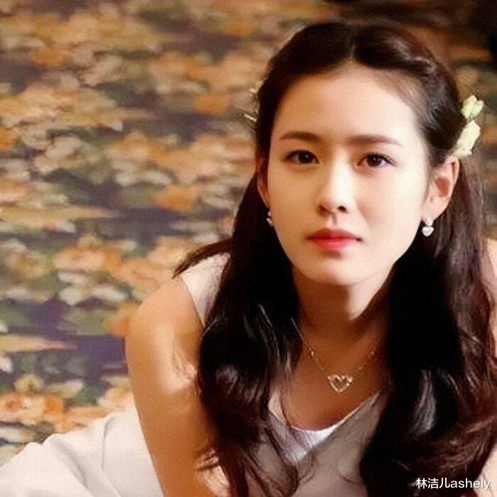 短发 孙艺珍太美了,不仅是韩国“小白花”天花板,还是直发发型模板