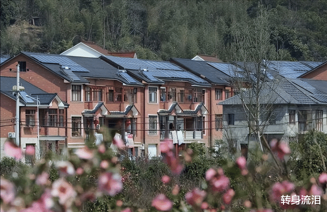 楼市|农村有房人“恭喜”了!国家将统一处理,事关你的房屋,值得高兴