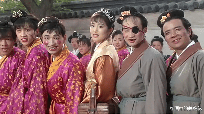 经典|影视作品中的经典美女回眸,谁曾让你怦然心动,谁又让你一眼万年