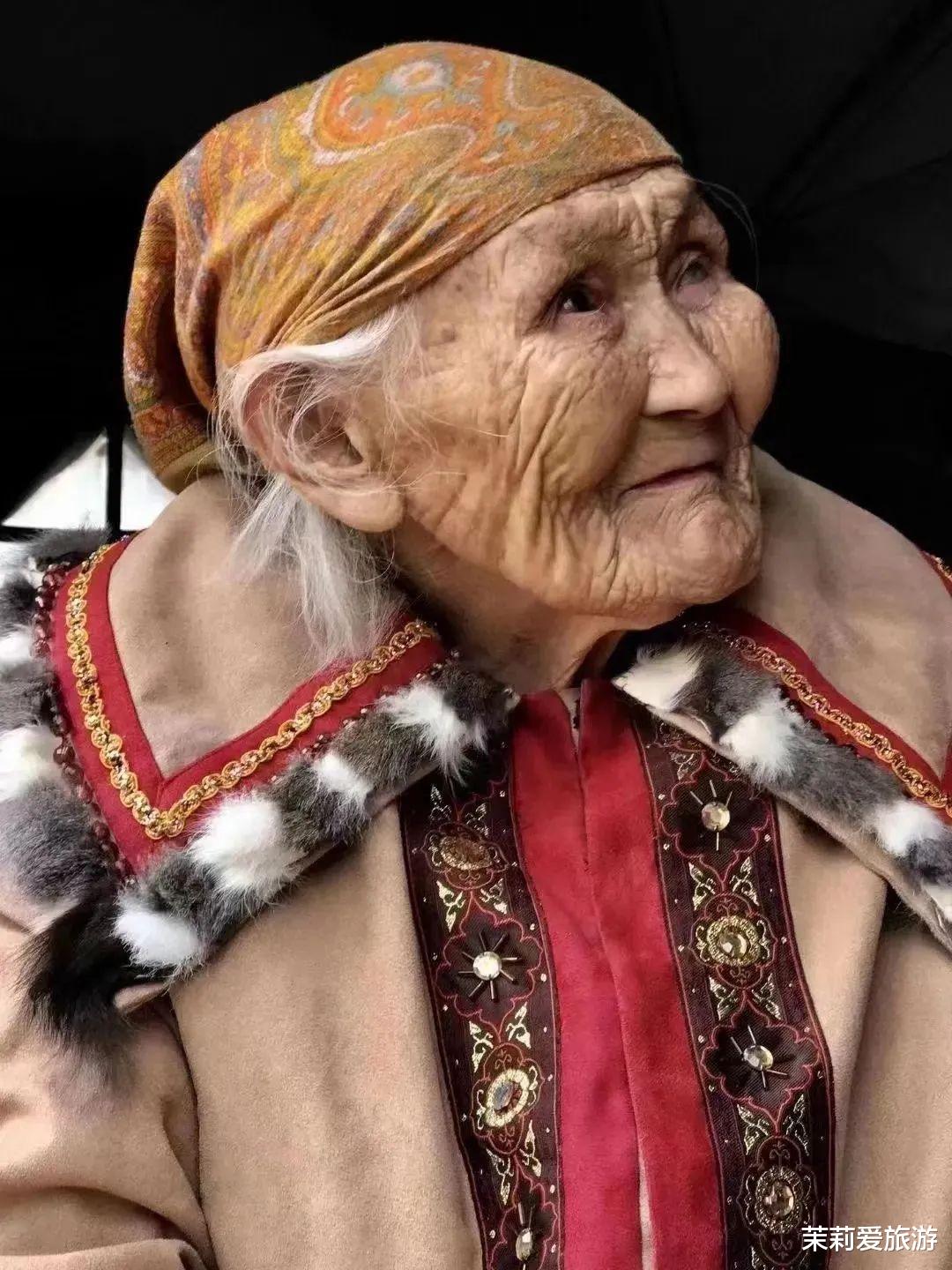 驯鹿|“中国最后的女酋长”离世,不用手机,在深山养驯鹿