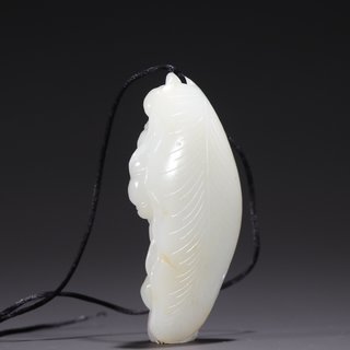 春蚕|旧藏·和田玉籽料“春蚕”挂件