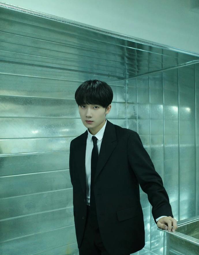 张碧晨|中国好声音历届冠军现状，张碧晨、单依纯正当红，6人已经被遗忘