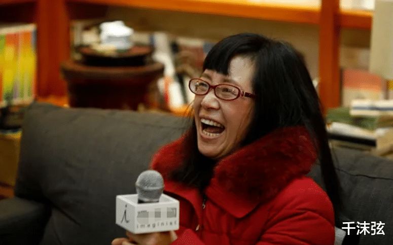 余秀华|余秀华追求者第8次表白！自称48岁仍是童男，愿自打耳光证明