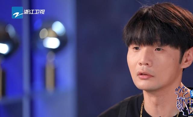 李荣浩|好声音李荣浩组内考核,李楚楚嗓音挤卡,蔡子伊晋级未免太轻松了