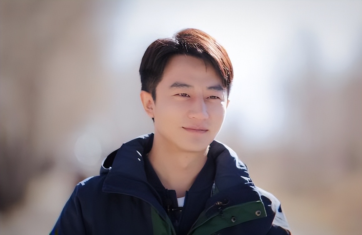 张佳宁|张佳宁被黄轩调侃!张佳宁神回复引“哄笑”!