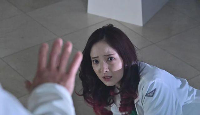 假面骑士|假面骑士Revice第32话预告公开，女王再战小樱，元太回归