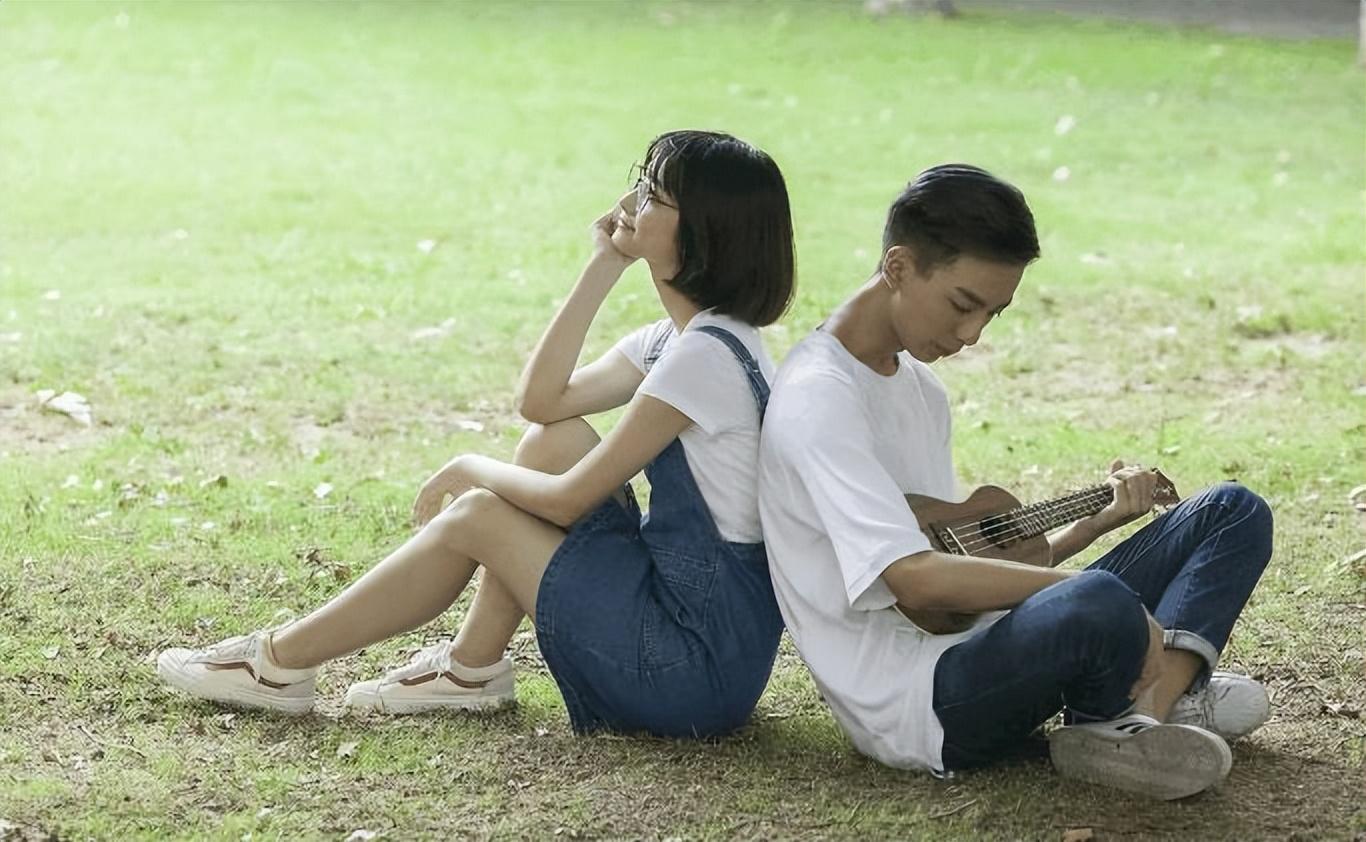 退休|47岁阿姨和26岁小伙相恋三年，阿姨：他从来不公开我