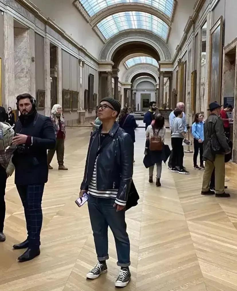 大S|具俊晔独自飞法国,懒理大S被人骂,汪小菲文笔里全是爱意