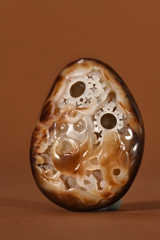 和田玉籽料|和田玉籽料原石雕八方来财把件