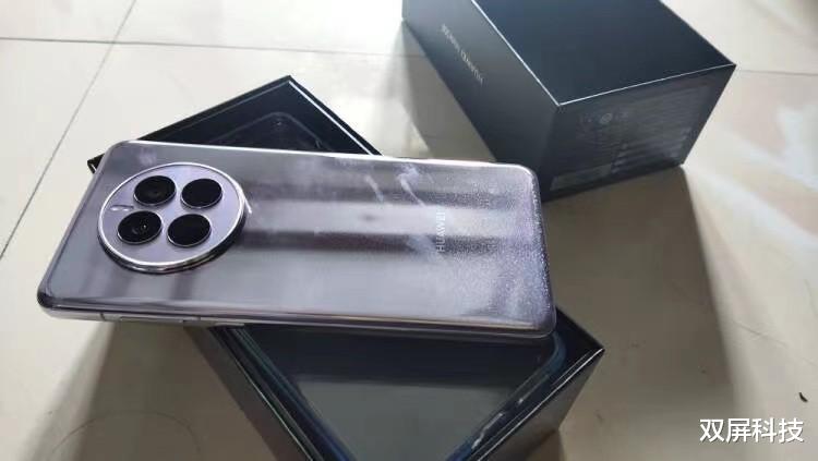 华为鸿蒙系统|华为这次真地“猛”，新机大降1280元，北斗卫星消息+鸿蒙系统