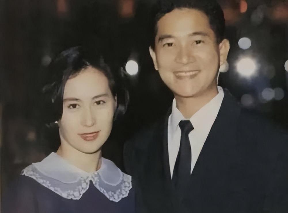 赌王|何猷邦到底是谁的儿子，赌王为何将他托付给何超琼，而非生母四太