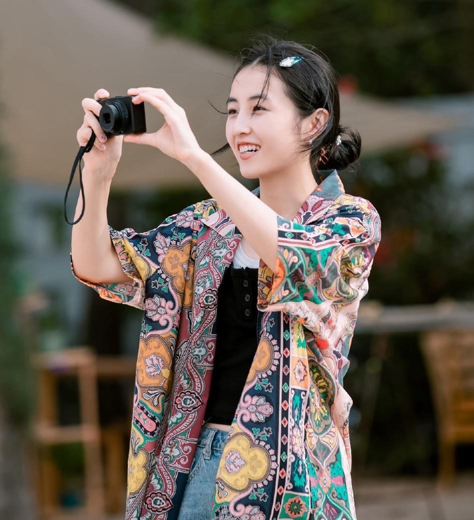 金·卡戴珊|《向往7》5人海报官宣!从C位看端倪:本季一家之主由谁担任