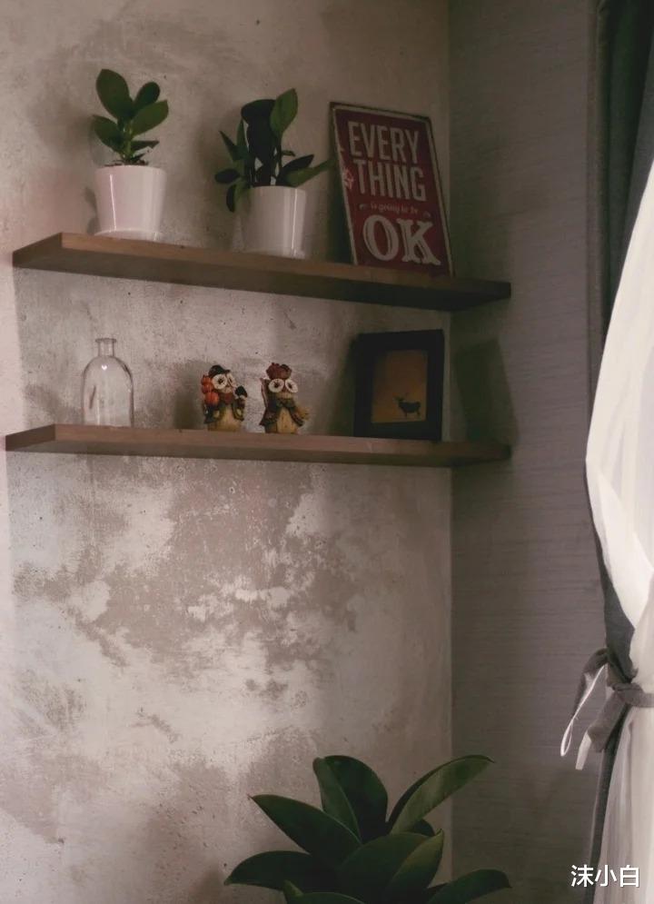 朋友只租毛坯房，在水泥墙上刷乳胶漆，效果比腻子墙还要好！