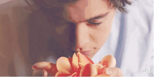 香香 为何好多女生身上总是香香的?3个方法,你也可以“自带体香”