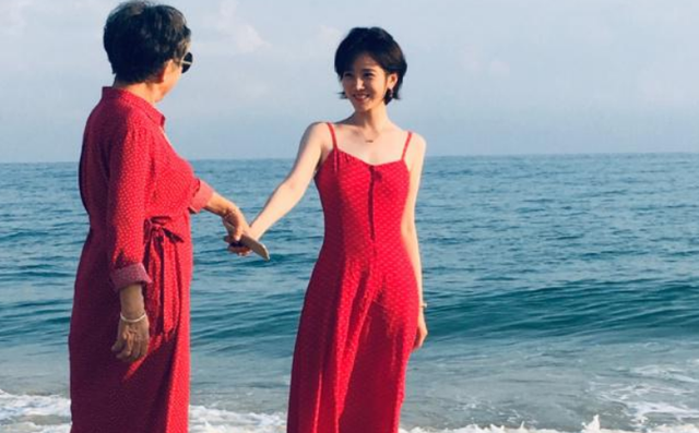 运动员|中国体操女神，发育太好无奈选择退役，转型成演员很成功