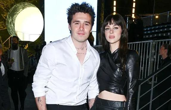 贝克汉姆|大布晒与65岁岳母自拍!贝克汉姆不满,罕见对儿子发脾气,寒心