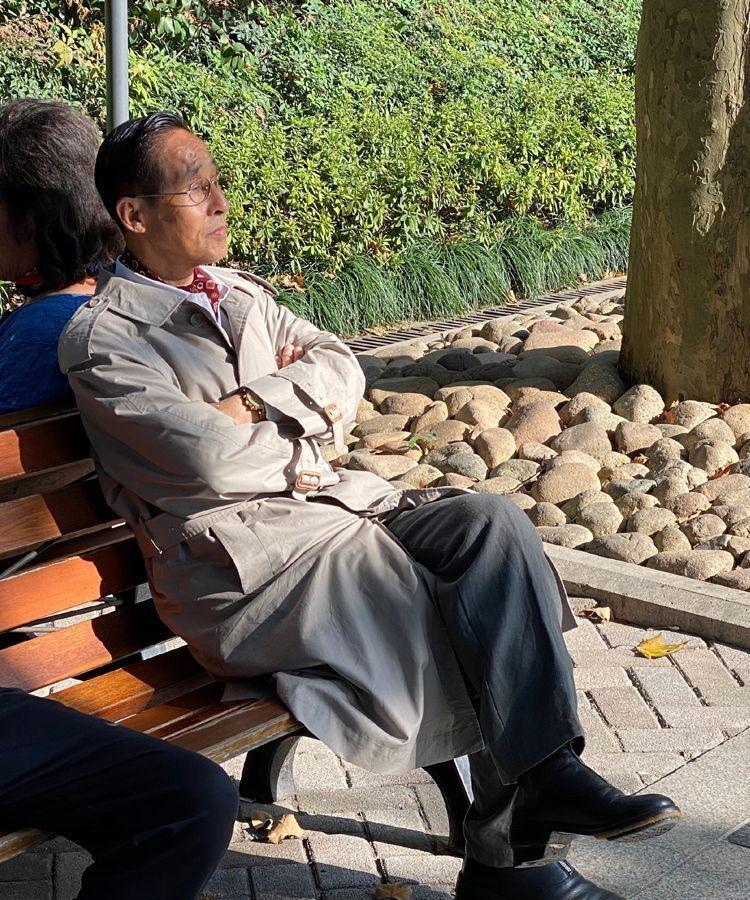 美容 男人显老的标志：穿“老年装”，戴“爷爷帽”，到老都油腻感十足