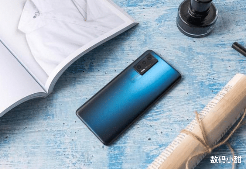 华为|买手机不是越贵越好,旗舰体验下放至2K档,目前这三款最值得入手