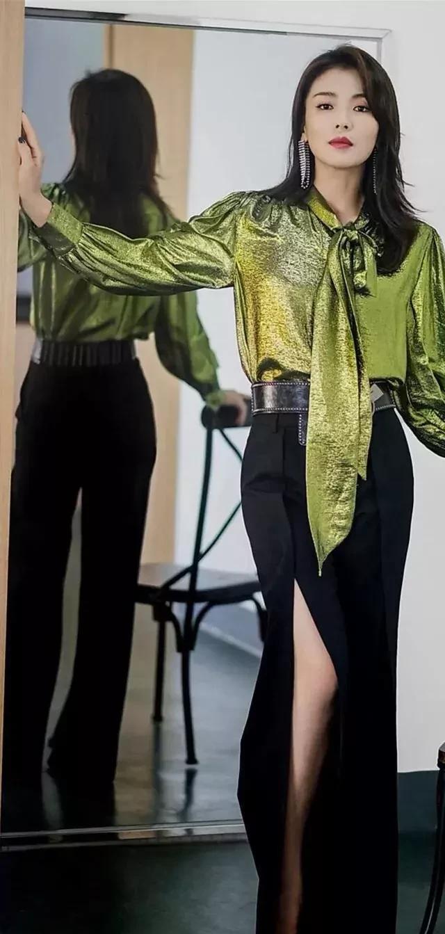 刘涛|刘涛，妩媚动人，成熟有韵味