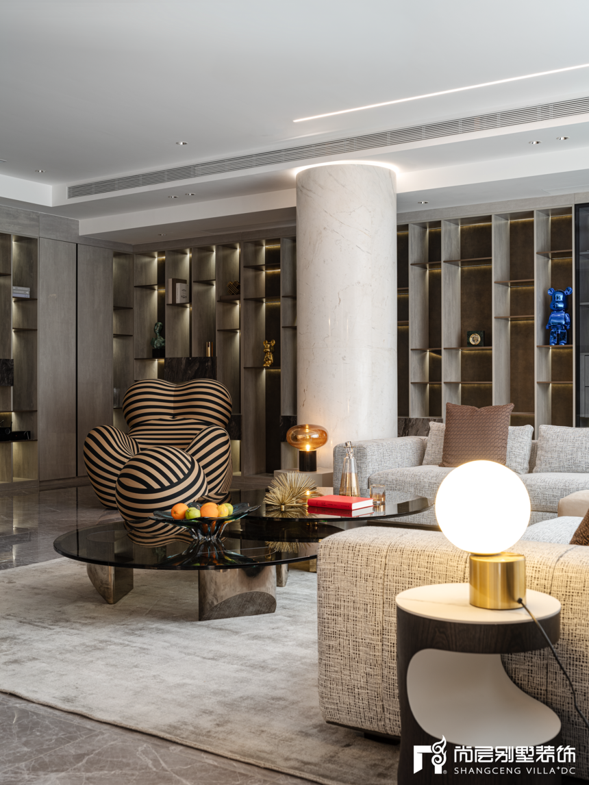 700m2现代美宅,包容了三代人不同的阅历与审美