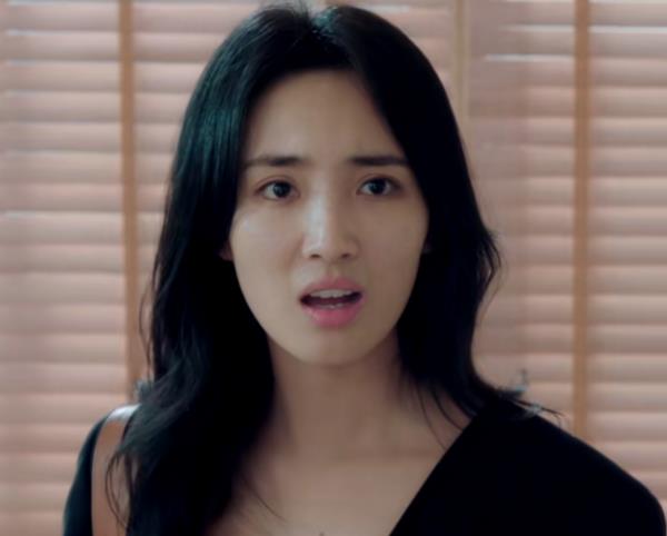 王紫璇|《盛装》王紫璇太美了，身材好气质佳演技也不错，难怪周迅会签她