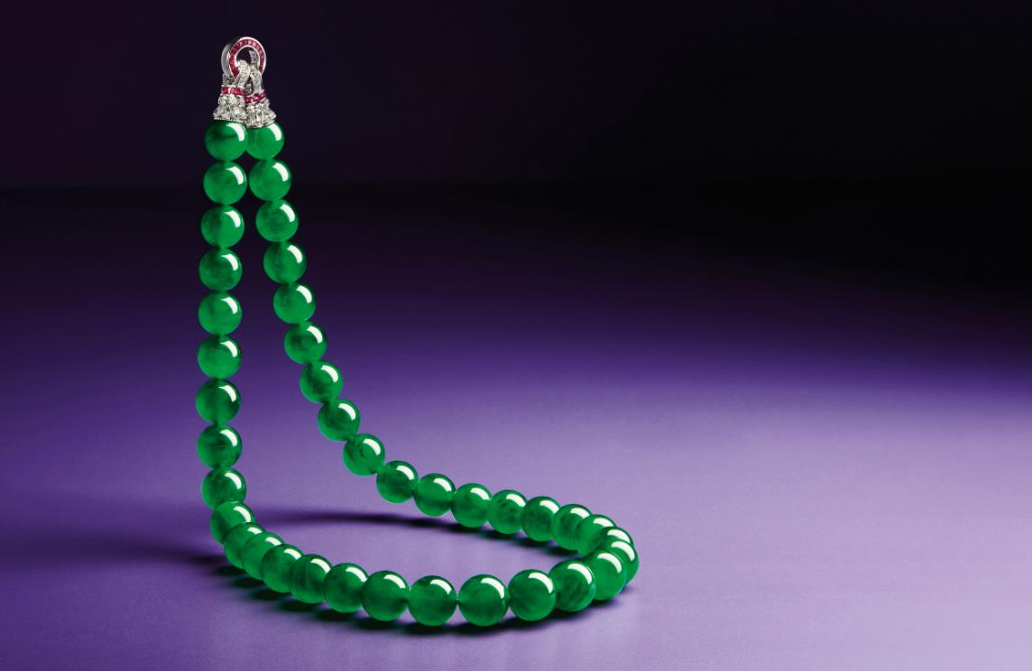 翡翠|20吨的翡翠原石，才开出一丁点儿绿，怪不得说“翡翠以绿为贵”