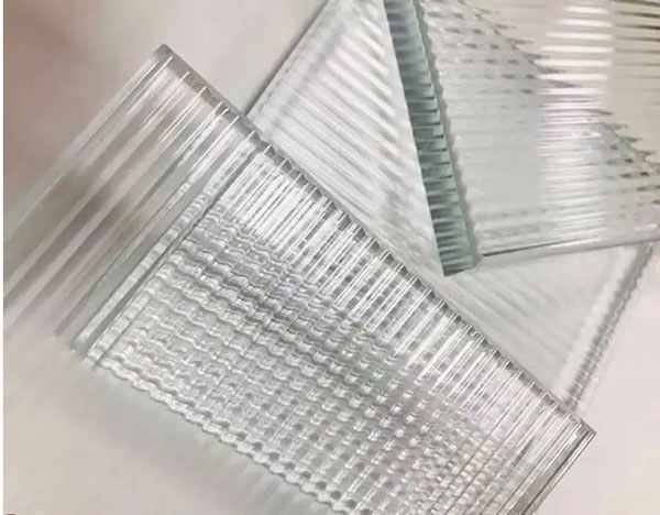 长虹玻璃为什么翻车?