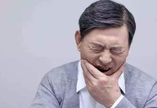 癌细胞|经常得这5种病的人，癌细胞可能会登门拜访，早知早治为好