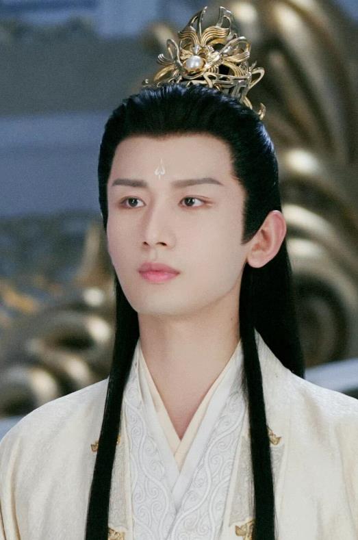 成毅|网传成毅新剧即将合作公司一姐，网友：这对姐弟恋根本不搭啊！