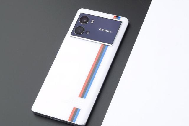 vivo|vivo几个系列有什么不同?vivo哪个系列性价比高?原来区别在这里