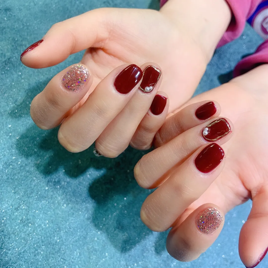 李冰冰 适合黄黑肤色姐妹的显白新年款美甲~