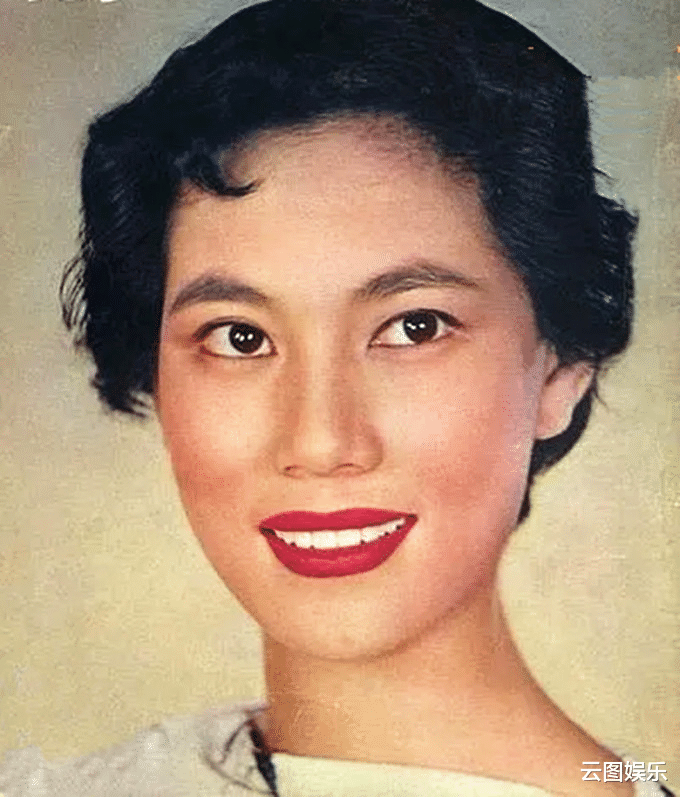 王馨平|王馨平晒照悼念亡母林翠，诉说对其思念之情，爸爸王羽已中风多年