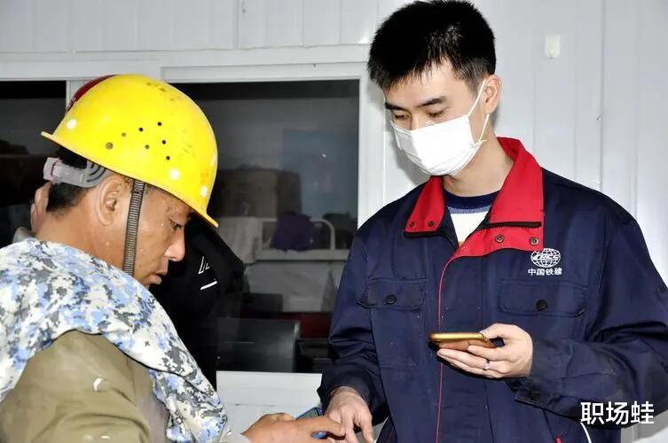 老板娘|公司让我一人做七八份工作,怎么办?