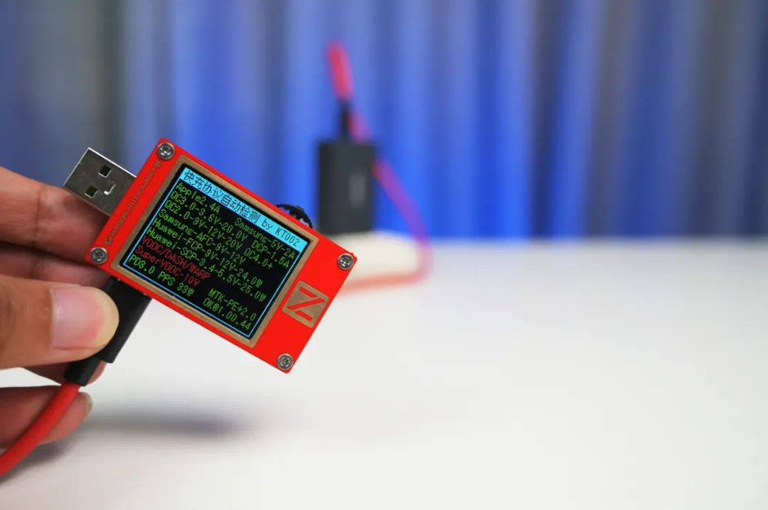 充电器|更小、更强，Anker安克 65W 3口氮化镓充电器试用