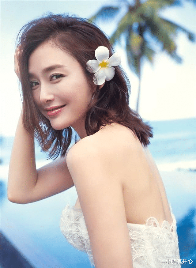 黄晓明|黄晓明含泪哭诉：是我娶错了人！黄妈妈心疼的安慰：秦岚在等你